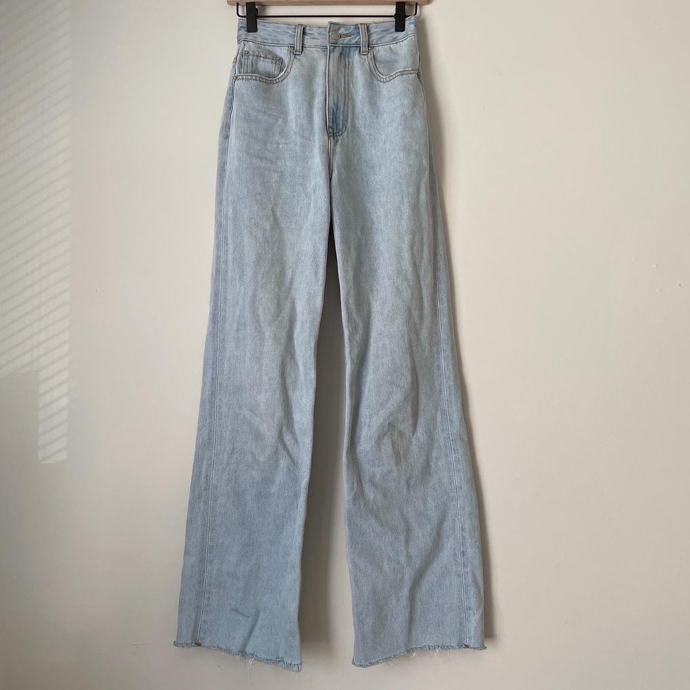 Glassons Relaxed Straight Leg Jean in houston ice wash